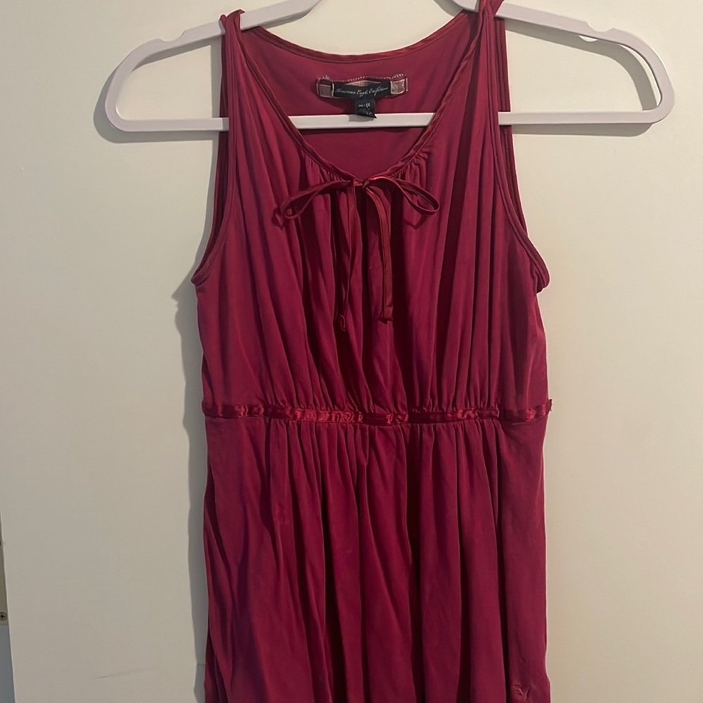 3/$15💛 Maroon American Eagle flowy tank 🌷